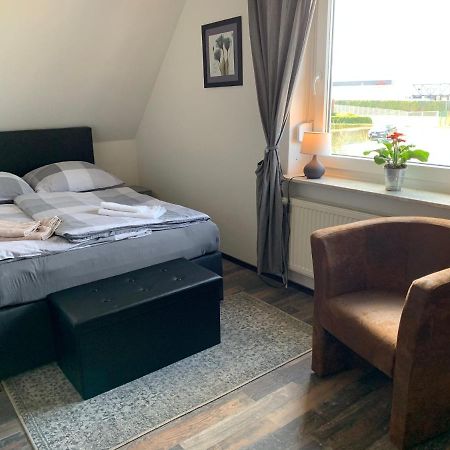 Privates Ferienzimmer An Der Nordsee ฮูซุม ภายนอก รูปภาพ