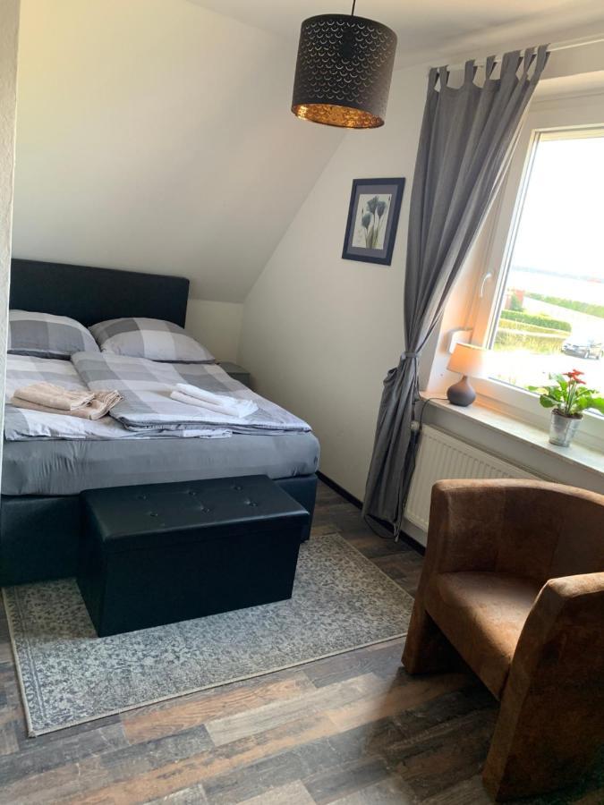 Privates Ferienzimmer An Der Nordsee ฮูซุม ภายนอก รูปภาพ